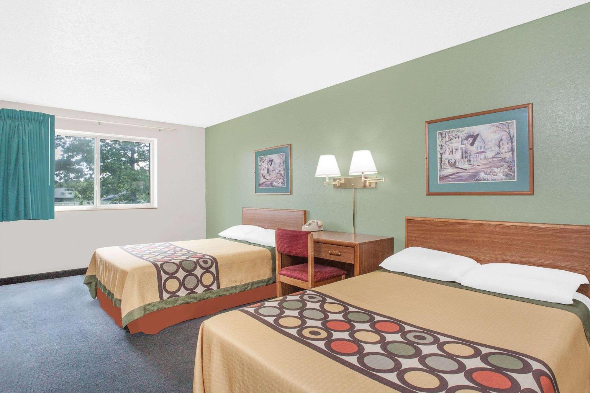 Super 8 By Wyndham Queensbury Glens Falls Eksteriør bilde